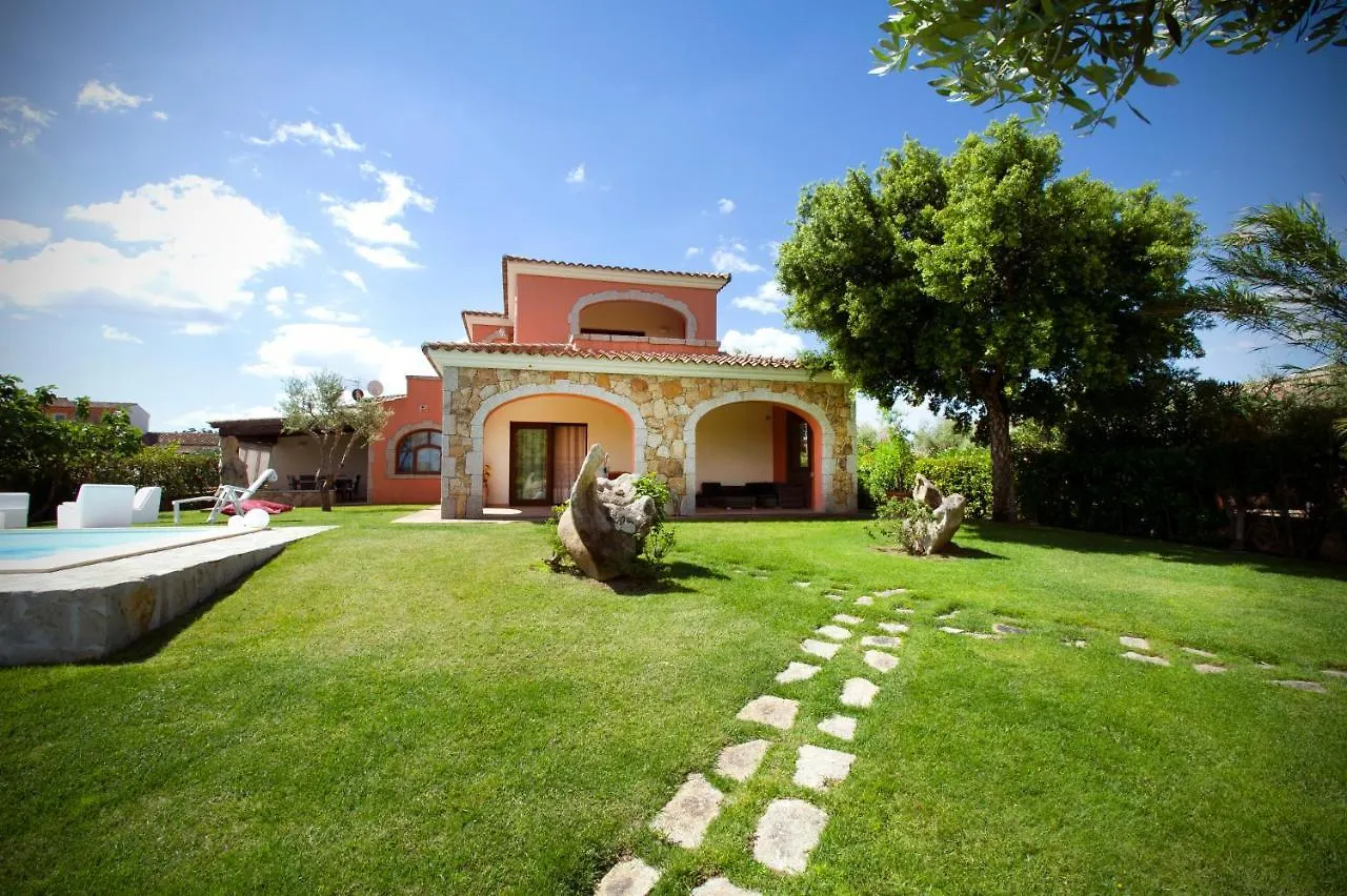 Villa Cedrino San Teodoro   San Teodoro (Sardinia)